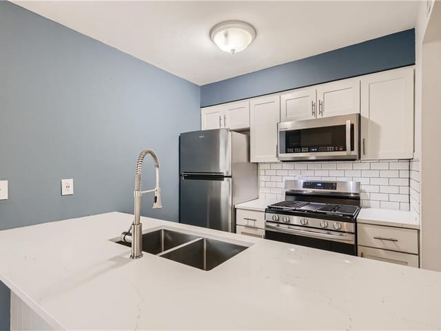 7801 Shoal Creek Blvd Unit #222