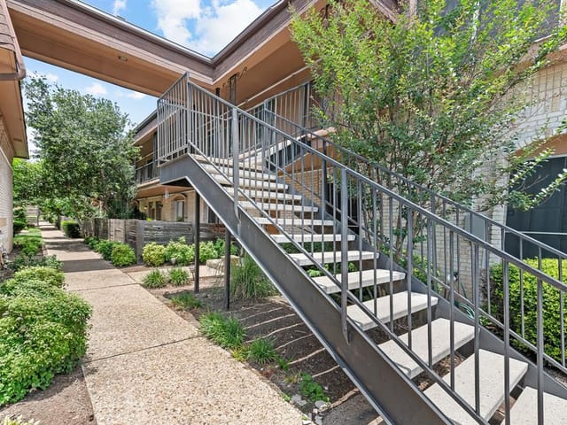 7801 Shoal Creek Blvd Unit #241
