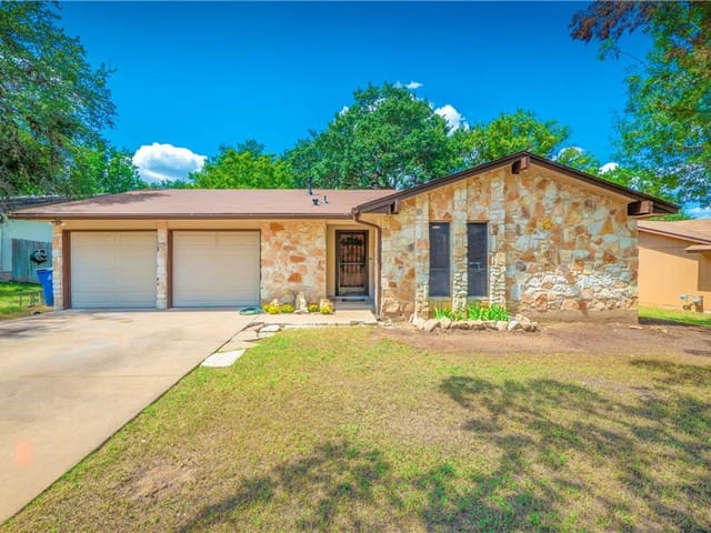 7802 Creekmere Ln
