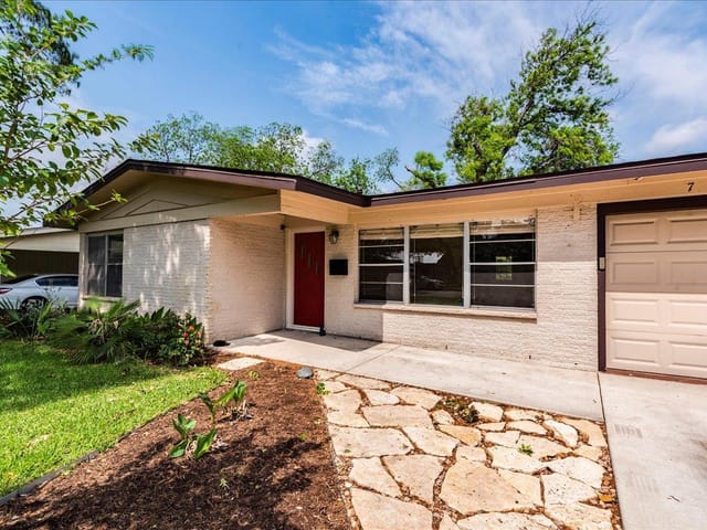 7802 Tisdale Dr