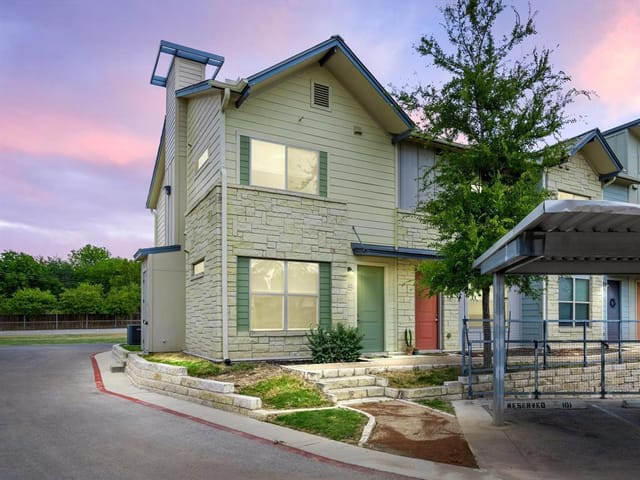 7805 Cooper Ln Unit #101