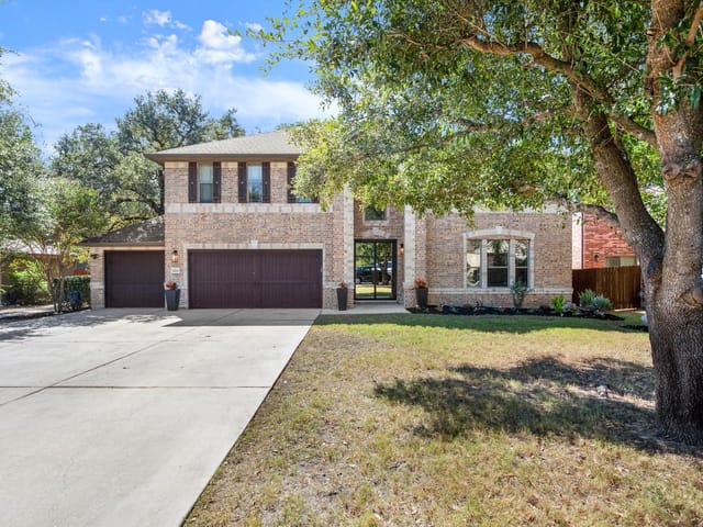 7805 Haggans Ln
