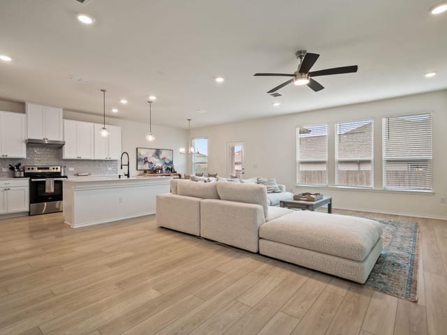 7805 House Finch DR