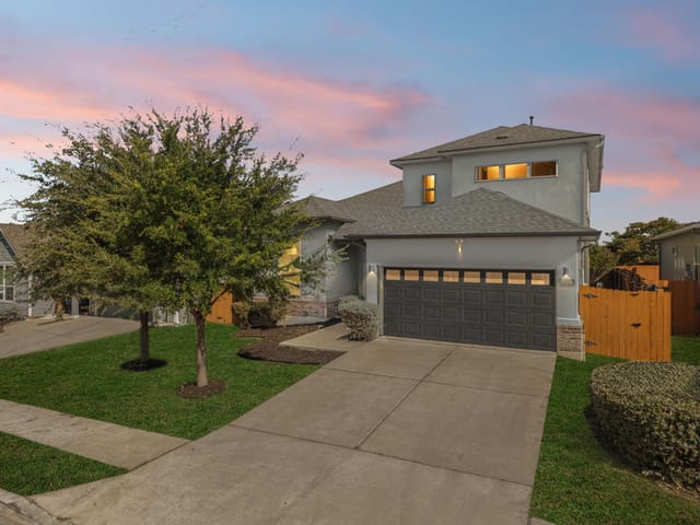 7808 Glover DR