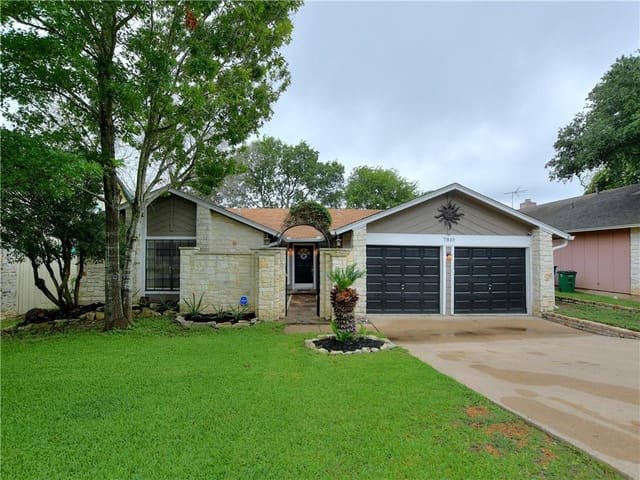 7810 Finch Trl