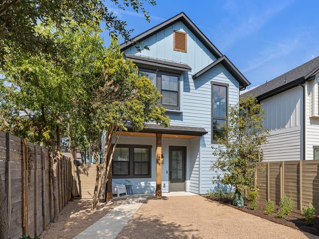View 7812 Hardy DR Unit #2 7812 Hardy DR Unit #2, photo 1 of 6, Austin, TX
