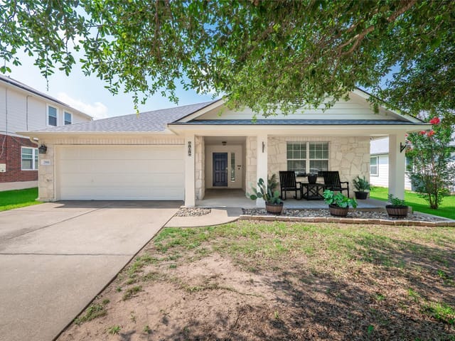 7818 Squirrel Hollow DR
