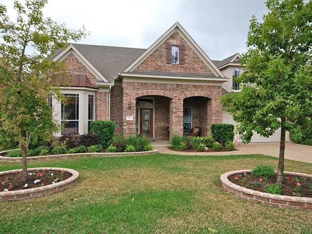 7821 Adelaide DR