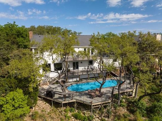 7862 Lakewood Dr