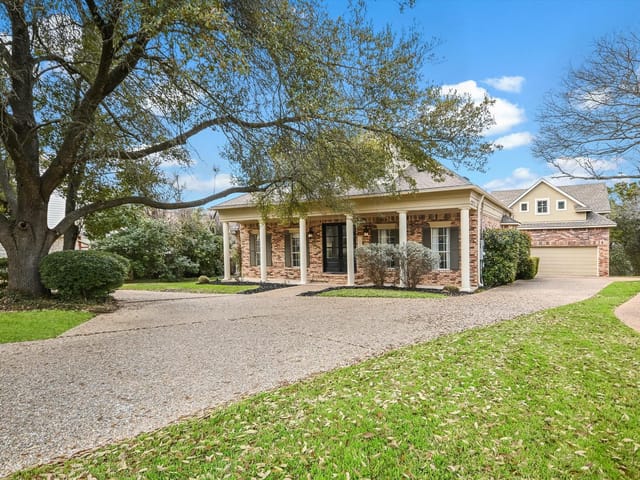 7879 Lakewood Dr