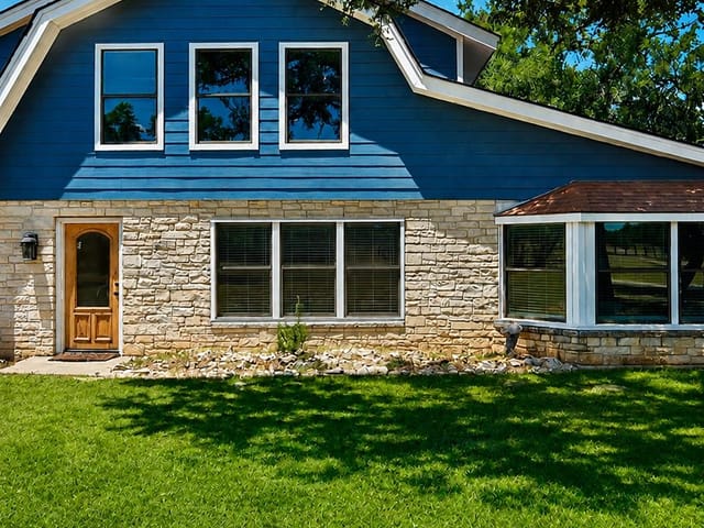 790 Private Road 905