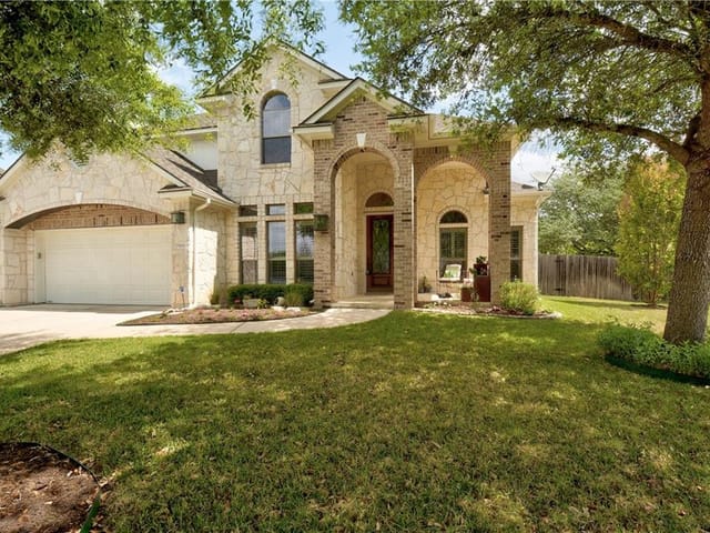 7900 Ladera Verde Dr