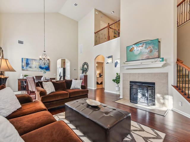 7901 Southwest Parkway Pkwy Unit #14