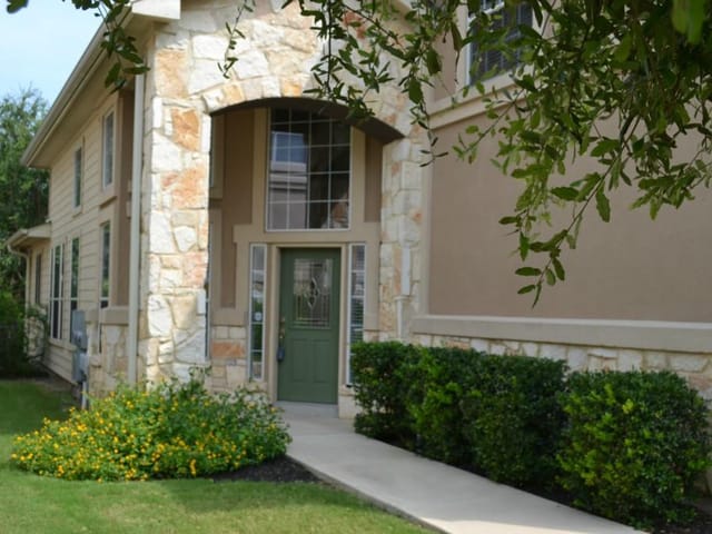 7901 Southwest Pkwy Unit #37