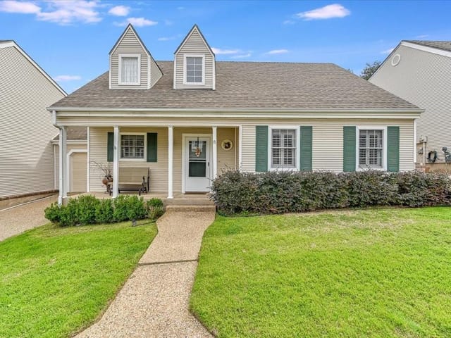 7903 Griffin CT
