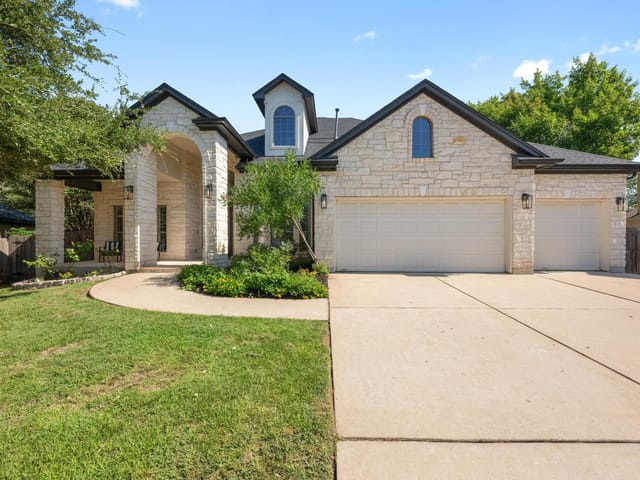 7904 Ladera Verde DR