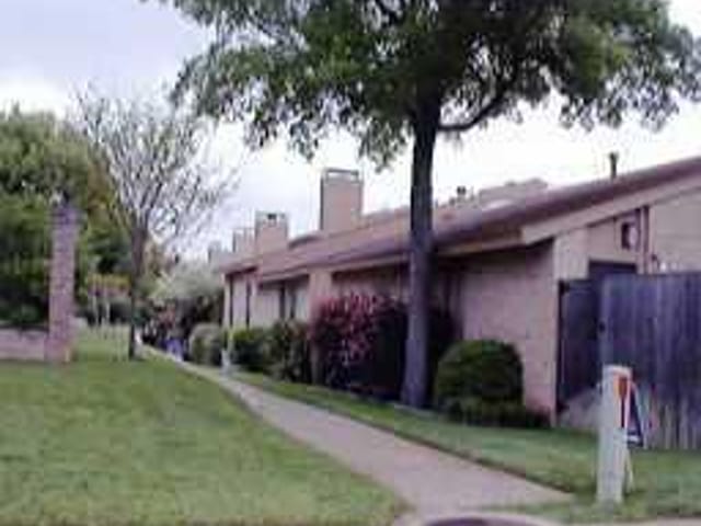 7904 TEALWOOD TRL