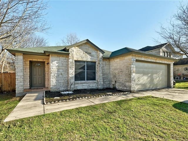 7905 Bramble Bush Dr