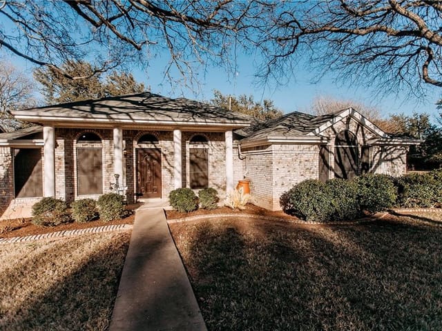 7907 Cahill Dr