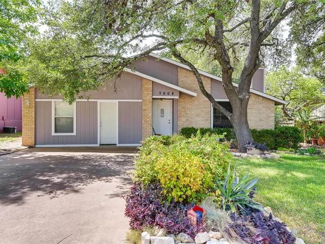 7908 Croftwood Dr