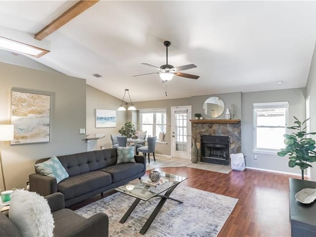 7909 Tiffany Dr