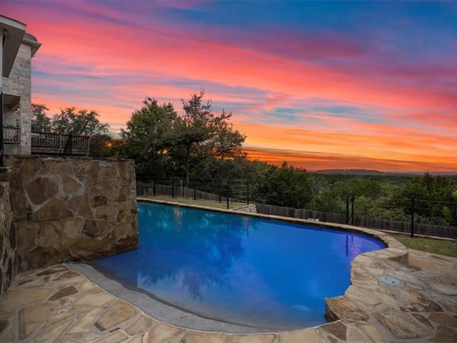 7917 Castle Peake Trl