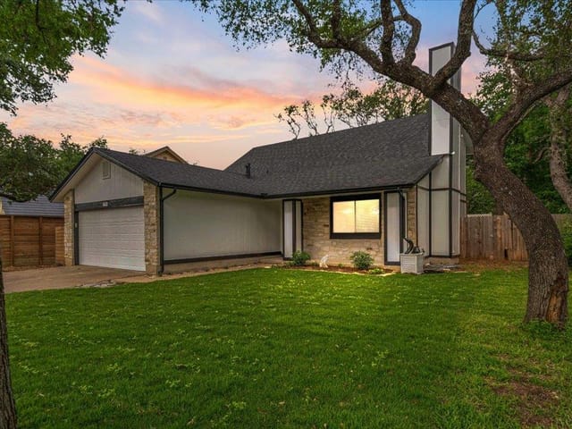 7918 Copano Dr