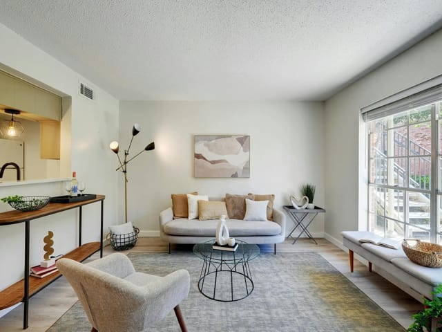 7920 Rockwood Ln Unit #114