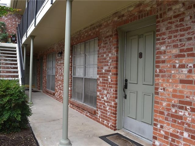 7920 ROCKWOOD Ln Unit #117