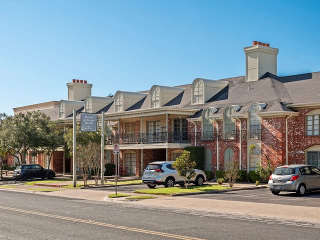 7920 Rockwood Ln Unit #218