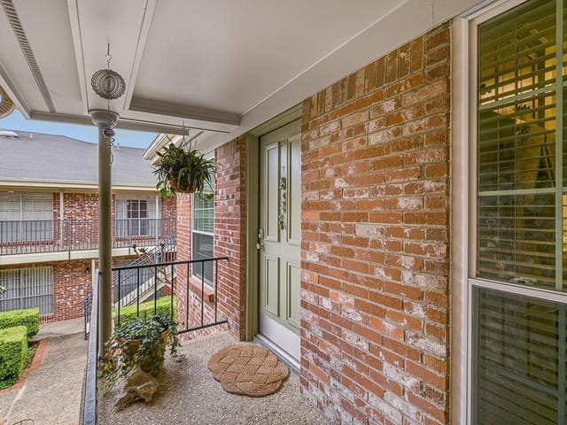 7920 ROCKWOOD Ln Unit #250