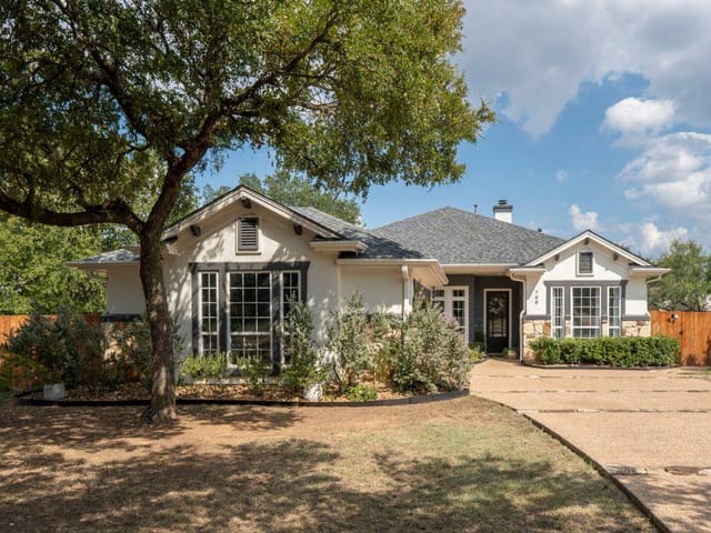 799 W Bartlett Dr