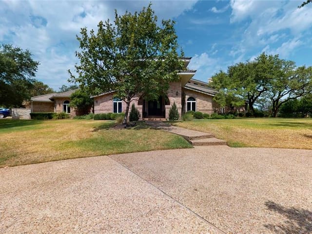 8 Coleridge Ln