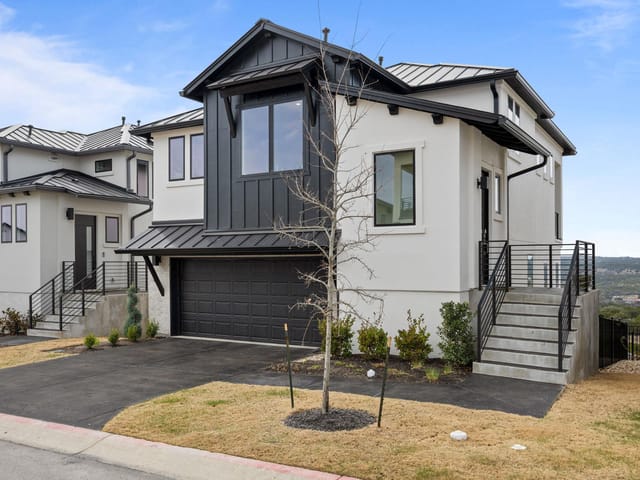 8 Doverland Dr