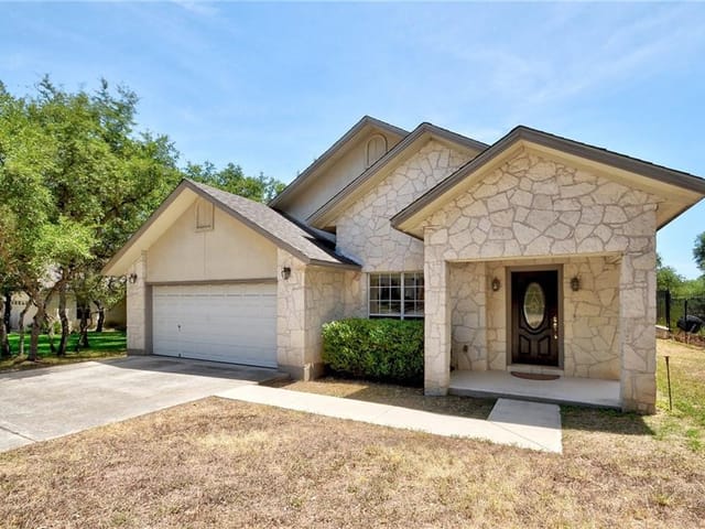 8 Pebblebrook LN
