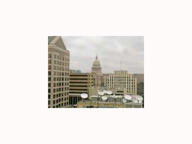 800 Brazos ST Unit #1105