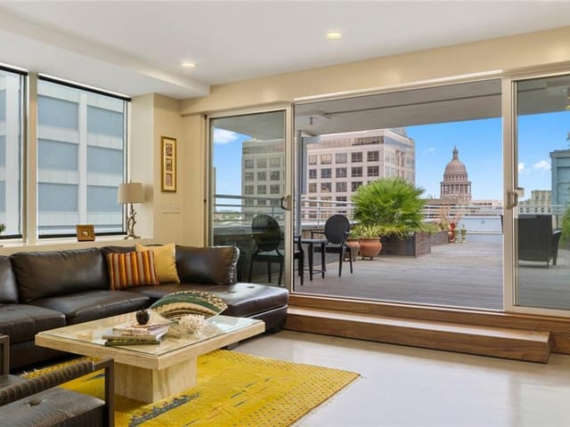800 Brazos St Unit #1309