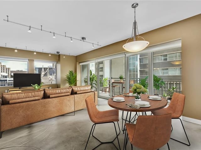 800 Brazos St Unit #807