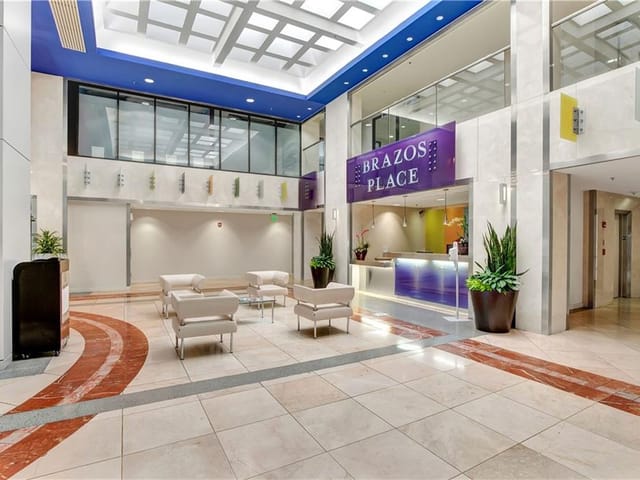 800 Brazos St Unit #810