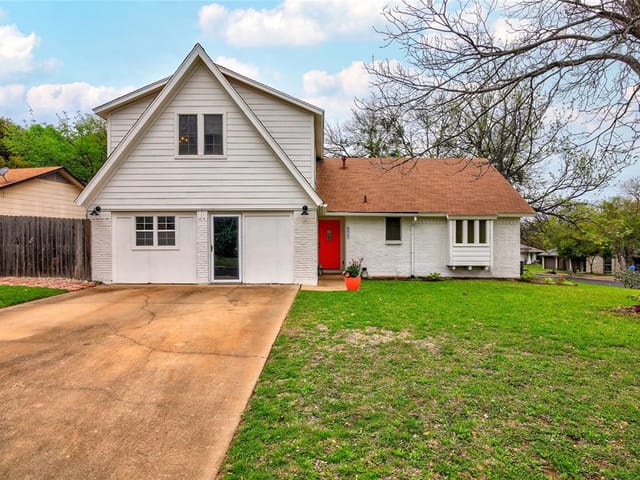 800 Cedar Gln
