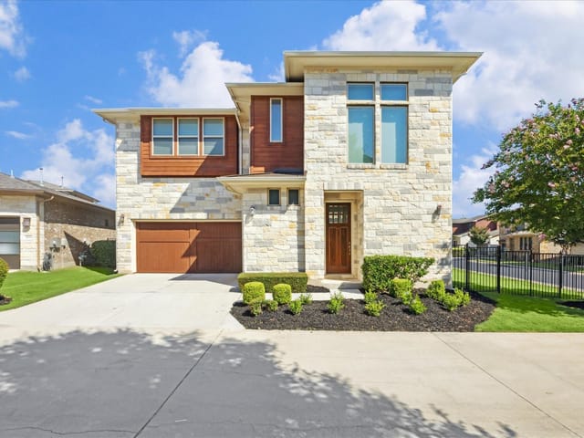 800 E Ashley Rose Ln