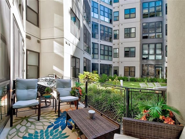 800 Embassy Dr Unit #121