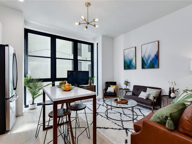 800 EMBASSY Dr Unit #132