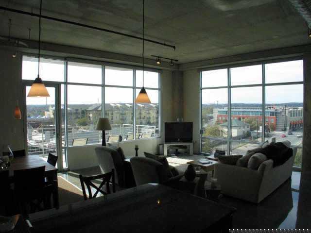 800 W 5th ST Unit #501