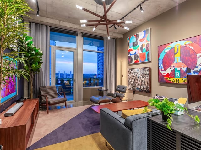 800 W 5th ST Unit #807
