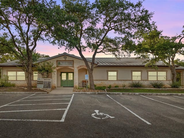 800 W Highway 290 Unit #D