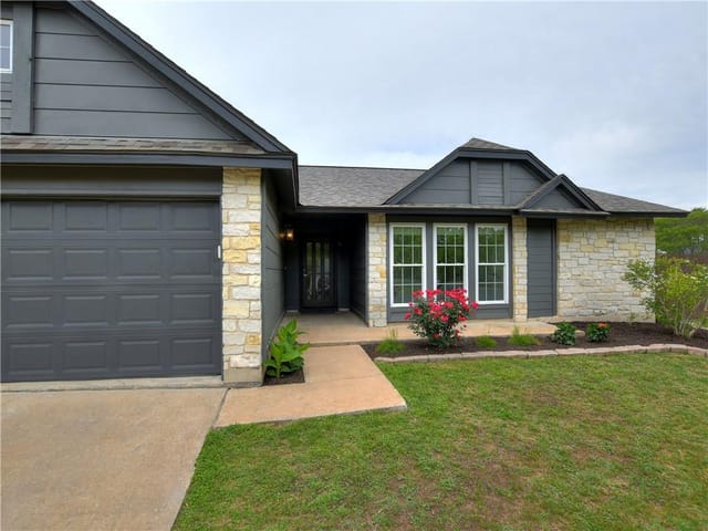8000 Treehouse Ln