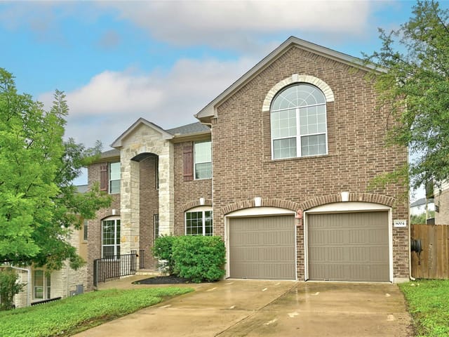 8004 Journeyville Dr