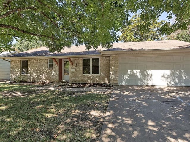 8008 Parkdale Dr