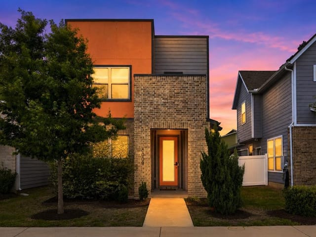 8009 Mellencamp DR Unit #212